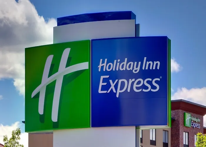 Hotel Express & By Ihg 3*