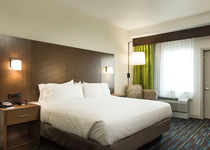 Express & By Ihg